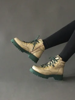 Bota Verde Com Atacadores Para Mulher Nicole 01