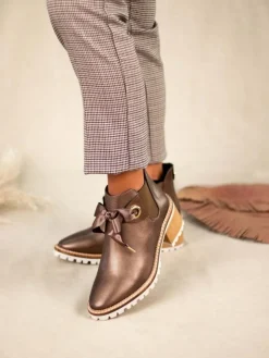 Botim Castanho De Salto Para Mulher Tania 14