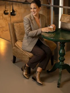 Botim Chelsea Castanho Para Mulher Lidia 27