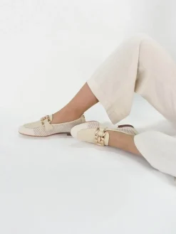 Mocassim Bege Para Mulher Dina 25