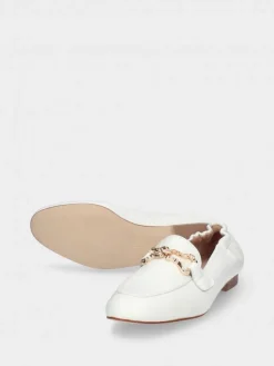 Mocassim Branco Com Salto Raso Para Mulher Dina 27