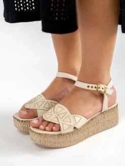 Sandalia Branca Com Cunha Para Mulher Debora 10