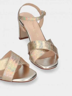 Sandalia Dourada Para Cerimonia Camila 44