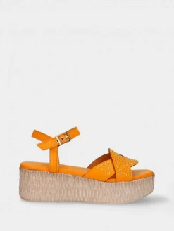Sandalia Laranja Com Cunha Para Mulher Debora 10