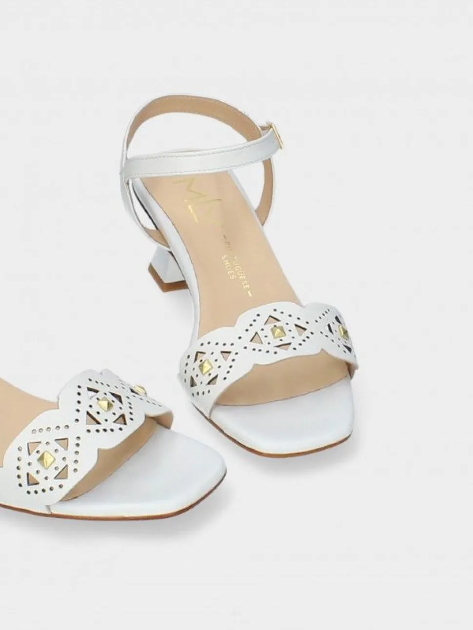 Sandalia Salto Medio Branca Margarida 05