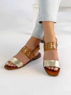 Sandálias Camel Salto Raso Luca 08