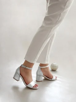 Sandálias Prateadas Para Mulher Claudia18