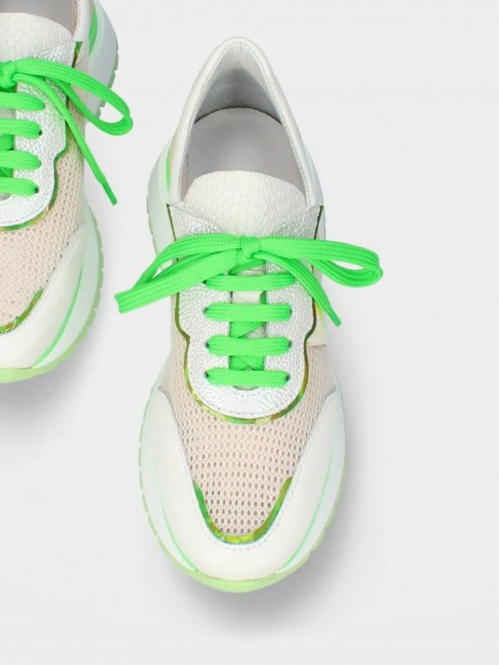 Sapatilha Verde Para Mulher Bianca 04