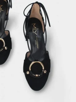 Sapato Preto Salto Alto Mafalda 02