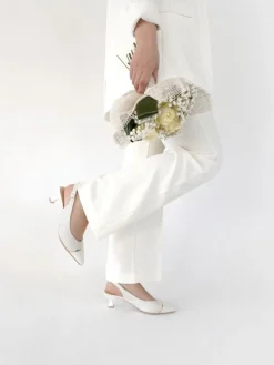 Sapato Salto Medio Branco Lori 33