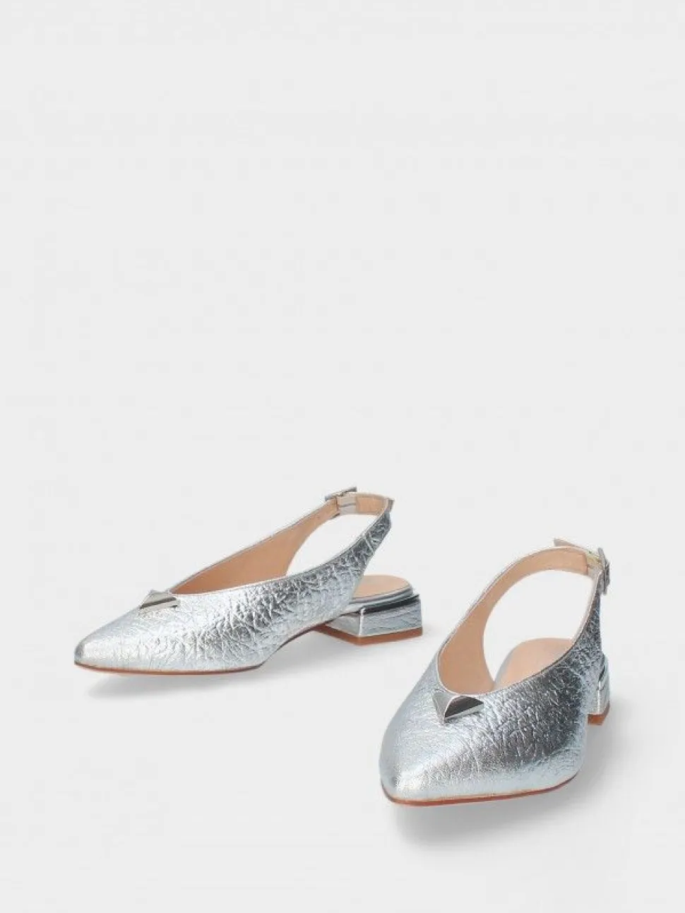 Sapato Salto Raso Prateado Lea 65