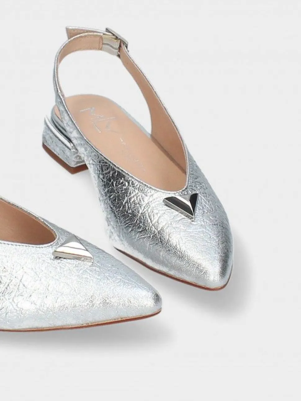 Sapato Salto Raso Prateado Lea 65